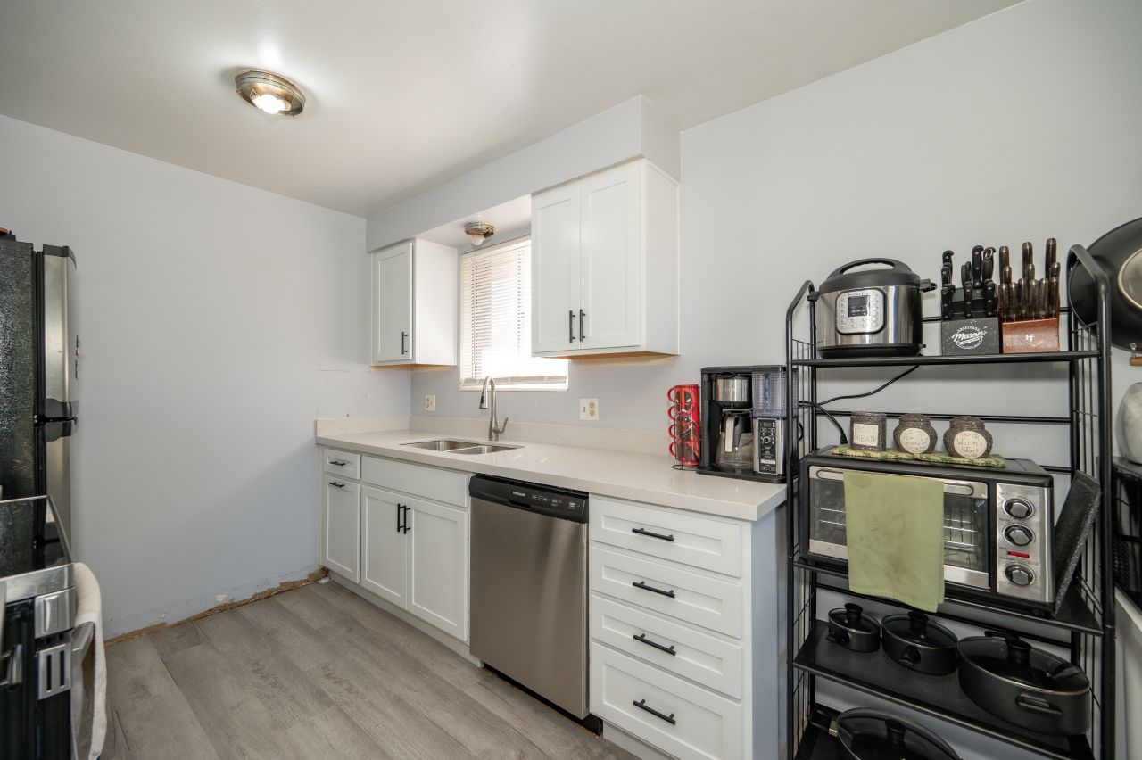 Kitchen of 5255 W 3830 S, West Valley, UT 84120