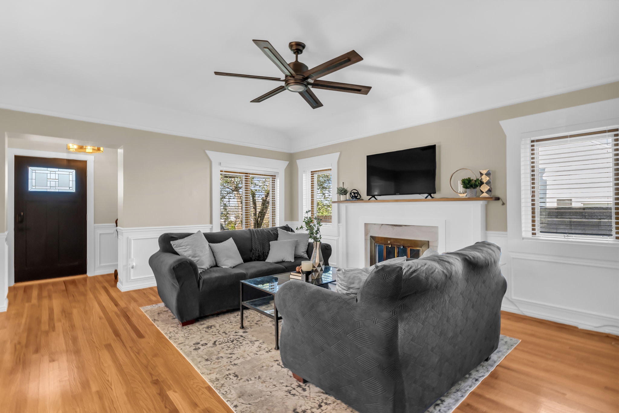 Living Room-487 E 9th Ave, Salt Lake City, Utah 84103