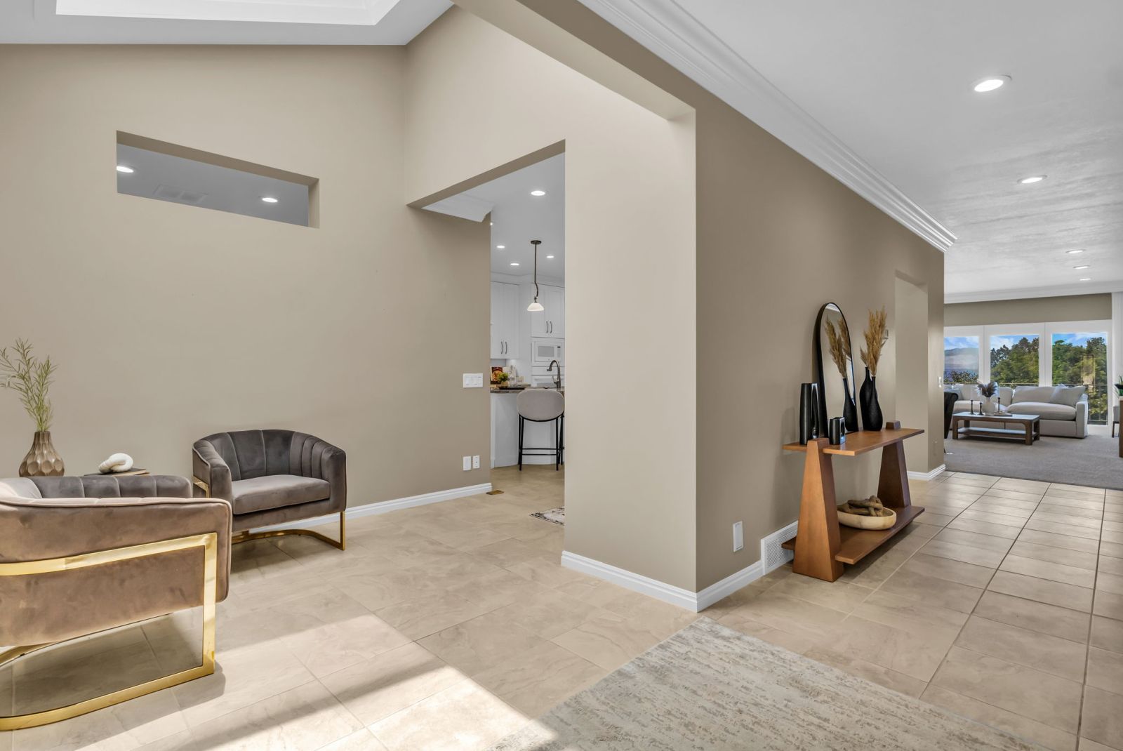 Entry Photo of 811 Grandridge Dr, Salt Lake City, Utah 84103