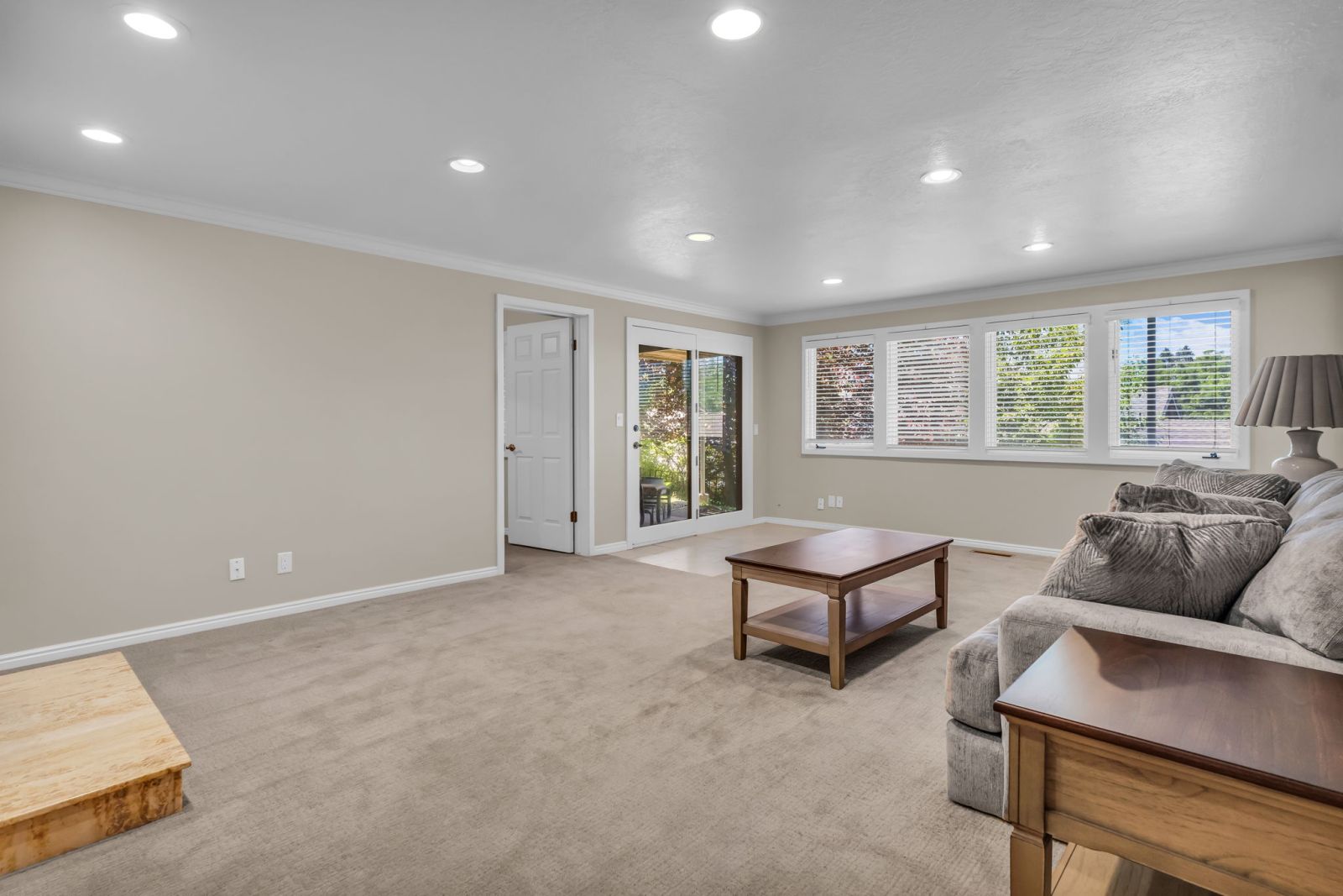 Downstairs Family Room Photo of 811 Grandridge Dr, Salt Lake City, Utah 84103